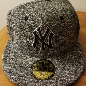 New Era 59Fifty New York Yankees Gray Fitted Hat